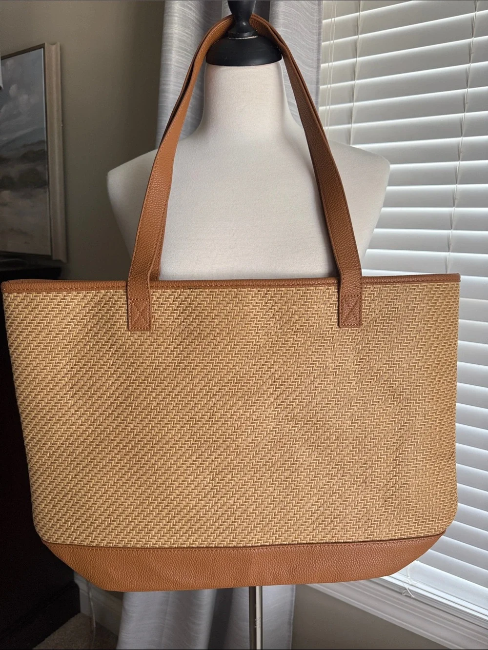 Thirty-One Monogrammed Tan Woven Tote Bag with Pink S Initial